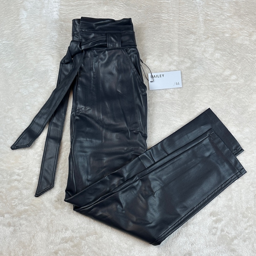 NWT Bailey 44 Winoa Black Faux Leather Pants XS High Rise Belted Paperbag TrousR